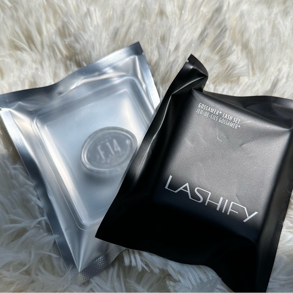 New Unopened Lashify | Fluffy Gossamer Lashes - F14 in Truffle - Picture 2 of 3